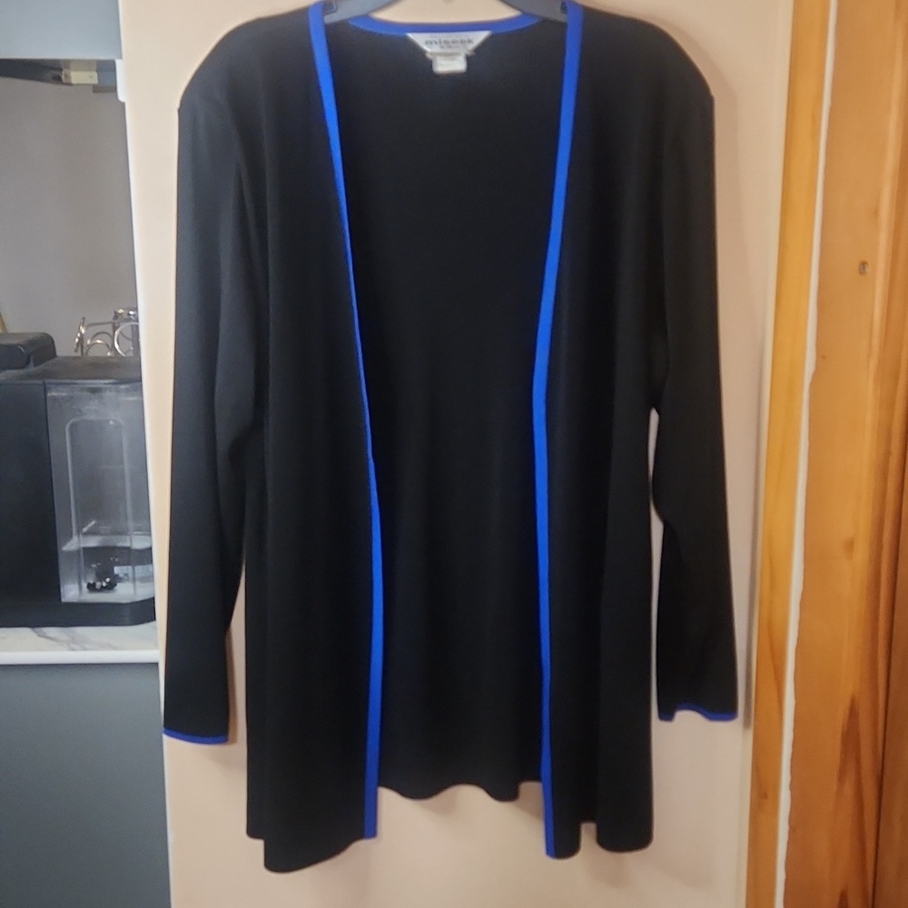Exclusively MISOOK Woman 1X Long Tunic Jacket Black Blue Trim Open Front Cardiga
